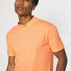 Meilleur prix ❤️ YOURTURN Prix Discount UNISEX - T-shirt basique t shirt Col rond all 💯 -YOURTURN Soldes 2022 0f7f0560310f43aead1e90cc08be3c1a scaled