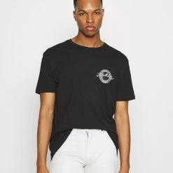 Budget 🔥 Bas Prix YOURTURN LOONEY TUNES TEE UNISEX - T-shirt imprimé t shirt Col rond all 🔥 -YOURTURN Soldes 2022 108d623d286541b78eaef2dd914eab4b scaled