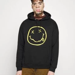 Sortie ❤️ YOURTURN Prix Réduit NIRVANA FACE PRINT HOODIE UNISEX - Sweat à capuche pullover Capuche all 🎁 -YOURTURN Soldes 2022 1fa31dcde56d4a8987ea53668d3109fd scaled