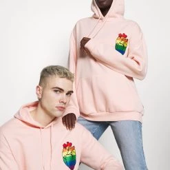 Vente flash ✔️ YOURTURN Meilleur Prix Garanti RAINBOW HEART HOODIE PRIDE UNISEX - Sweat à capuche pullover Capuche all 🛒 -YOURTURN Soldes 2022 21bf0cef2eb844e0a1835d591c74b6d3 scaled