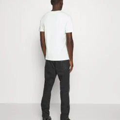 Meilleure affaire 💯 YOURTURN Meilleur Prix Garanti T-shirt imprimé t shirt Col rond all 🛒 -YOURTURN Soldes 2022 22c5e7831a594af0a2a6f6bd4f6a50f5 scaled