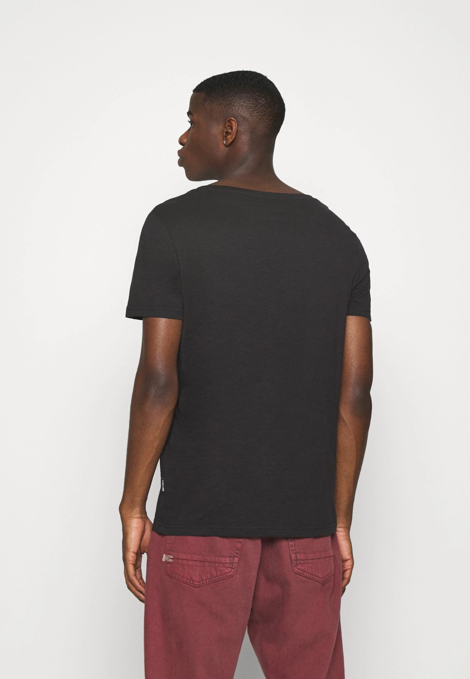 Sortie 🔔 YOURTURN UNISEX - T-shirt basique Prix Discount t shirt Col rond all 🔥 5 Sortie 🔔 YOURTURN UNISEX - T-shirt basique Prix Discount t shirt Col rond all 🔥 – Image 3