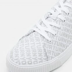 Grosses soldes 🛒 Prix Gelé YOURTURN UNISEX - Baskets basses sneaker Rond all 🛒 14 Grosses soldes 🛒 Prix Gelé YOURTURN UNISEX - Baskets basses sneaker Rond all 🛒 -YOURTURN Soldes 2022 28624f1c3c574555a027949b5a4179a5 scaled