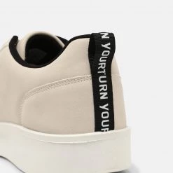 Sortie ⌛ 50% Off De Vente YOURTURN UNISEX - Baskets basses sneaker Rond all 🔔 -YOURTURN Soldes 2022 295fa572833e40c79b3da2e09e99b717 scaled