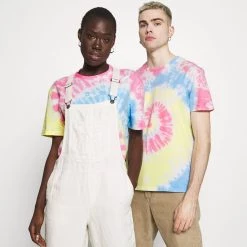 Acheter ✔️ Prix Légers YOURTURN PRIDE UNISEX - T-shirt imprimé t shirt Col rond all 🔔