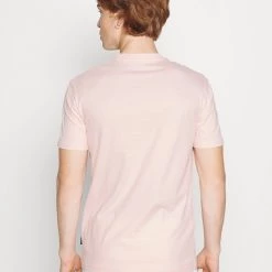 Les meilleures critiques de 😍 Prix Allégé YOURTURN UNISEX - T-shirt basique - pink t shirt Col rond all 👏 -YOURTURN Soldes 2022 379dca5a3687444782ae71de012a6470 scaled