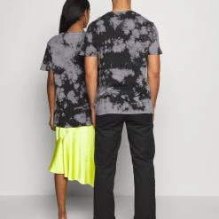 Bon marché 🎉 YOURTURN Prix Favorable T-shirt imprimé t shirt Col rond all 😀 -YOURTURN Soldes 2022 3f0a590abb3c43d6ac8d6d2e641a9abf scaled