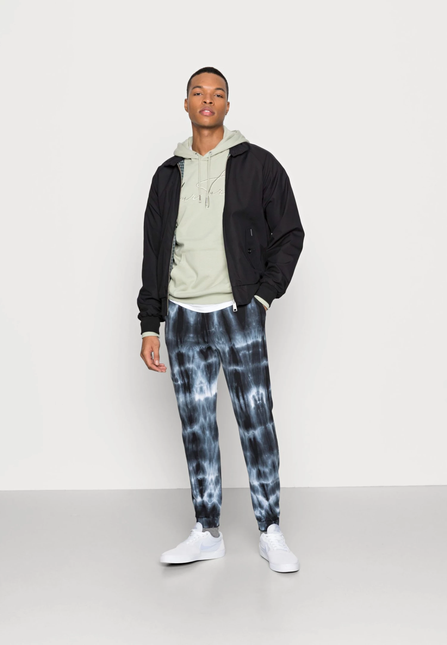 Promo 🌟 YOURTURN BOLD BRANDING HOODIE UNISEX - Sweat à capuche 50% Off De Vente pullover Capuche all 🎁 4 Promo 🌟 YOURTURN BOLD BRANDING HOODIE UNISEX - Sweat à capuche 50% Off De Vente pullover Capuche all 🎁 – Image 2