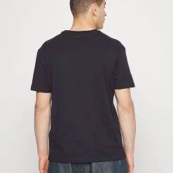 Vente flash ⭐ Qualité absolue YOURTURN UNISEX - T-shirt imprimé t shirt Col rond all 😍 -YOURTURN Soldes 2022 4edd68e740734c7a97ccdb8e953ad4a1 scaled