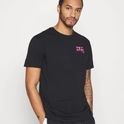 Vente flash ✔️ YOURTURN Prix Imbattable UNISEX - T-shirt imprimé t shirt Col rond all 🔔 11 Vente flash ✔️ YOURTURN Prix Imbattable UNISEX - T-shirt imprimé t shirt Col rond all 🔔 -YOURTURN Soldes 2022 5bf2af91998542bfb1ae2c855ac0d5f1 scaled