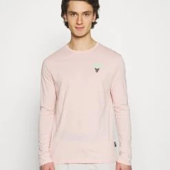 Offres 😍 YOURTURN UNISEX - T-shirt à manches longues Remise En Ligne t shirt Col rond all 🛒 -YOURTURN Soldes 2022 605d42fce0c945adb4e47aaeb2b10ab1 scaled