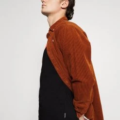 Bon marché ⌛ YOURTURN UNISEX - T-shirt imprimé Prix Incroyables t shirt Col rond all 😀 -YOURTURN Soldes 2022 666bb58f8ccd4fdc82b612c13ca14e34 scaled