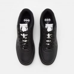 Meilleur prix ⭐ Prix Équitable YOURTURN BATMAN UNISEX - Baskets basses sneaker Rond all 🔔 -YOURTURN Soldes 2022 75eec86ef1c14902a6fe4d48ef5485d8 scaled