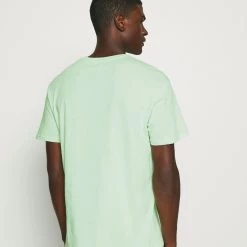 Vente flash 😍 YOURTURN UNISEX - T-shirt imprimé Discount En Ligne t shirt Col rond all 👏 -YOURTURN Soldes 2022 77ae4dc5c2c54d0fab165e4a5ce2a468 scaled