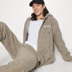 Promo 🔥 Prix Préférentiel YOURTURN UNISEX - Veste d'hiver coat Capuche all 😀 -YOURTURN Soldes 2022 7f1d13bad7134665abaab90d88ab3df7 scaled