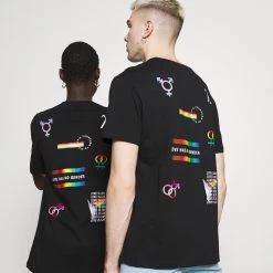 Meilleur prix ⌛ YOURTURN PRIDE UNISEX - T-shirt imprimé Rabais t shirt Col rond all 🔔 -YOURTURN Soldes 2022 84027a35ba22474f9dda9f2db94d5b2e scaled