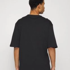 Top 10 ⭐ Qualité Excellente YOURTURN UNISEX TOM & JERRY TEE - T-shirt imprimé t shirt Col rond all ✔️ -YOURTURN Soldes 2022 919f338c9de64c01822a6bfec9664cae scaled