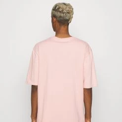 Grosses soldes 😍 Prix Ourlé YOURTURN UNISEX - T-shirt imprimé t shirt Col rond all 🧨 -YOURTURN Soldes 2022 95122a9df38b43d9b6176a26d38e533b scaled