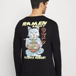 Grosses soldes 💯 YOURTURN T-shirt à manches longues Prix Réduit t shirt Col rond all 🌟 -YOURTURN Soldes 2022 9538c27378074f478361460a810f2846 scaled