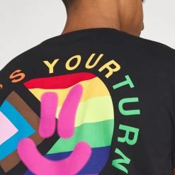 Top 10 🌟 Prix Allégé YOURTURN UNISEX - T-shirt imprimé t shirt Col rond all 🔥 -YOURTURN Soldes 2022 a6b3c07e388048efac1464cbe29dcb4f scaled