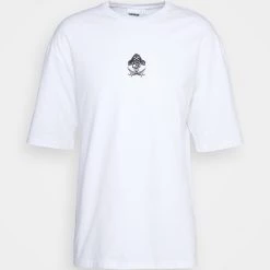 Meilleur prix đ Prix Aimable YOURTURN GOONIES UNISEX TEE - T-shirt imprimĂ© t shirt Col rond all â 12 Meilleur prix đ Prix Aimable YOURTURN GOONIES UNISEX TEE - T-shirt imprimĂ© t shirt Col rond all â -YOURTURN Soldes 2022 aa48607527c748db8ae9d012b4853429 scaled