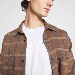 Meilleure vente ❤️ Prix Aimable YOURTURN UNISEX - T-shirt à manches longues t shirt Col rond all ✨ -YOURTURN Soldes 2022 b34ba990f85440849d3774b3576f376c scaled