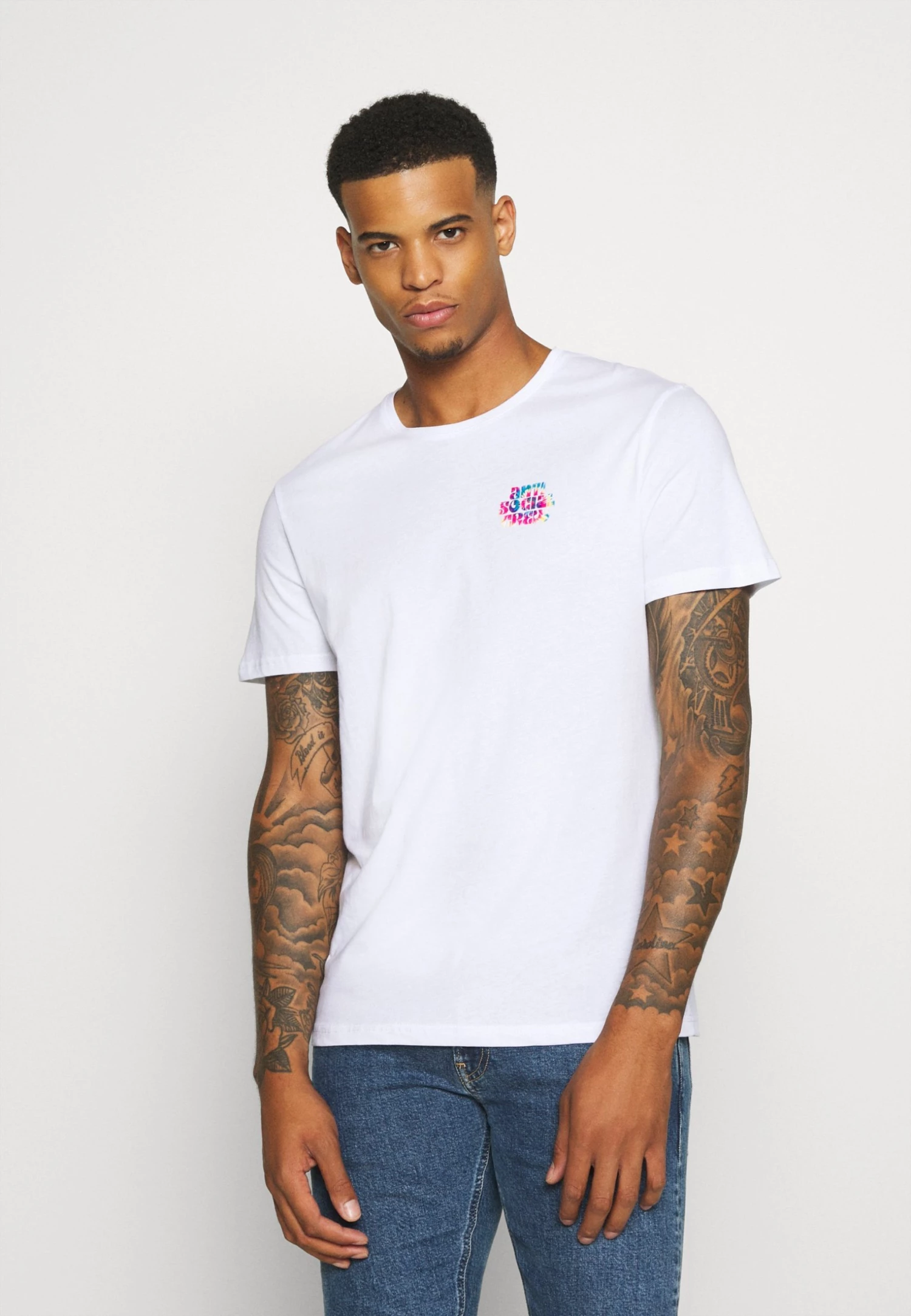 Bon marché 🛒 YOURTURN Prix Refroidis UNISEX - T-shirt imprimé - white t shirt Col rond all 🔔 5 Bon marché 🛒 YOURTURN Prix Refroidis UNISEX - T-shirt imprimé - white t shirt Col rond all 🔔 – Image 3