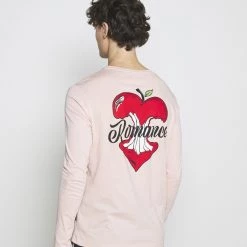 Tout neuf 🤩 Prix Usine YOURTURN UNISEX - T-shirt à manches longues t shirt Col rond all ❤️ -YOURTURN Soldes 2022 bfdf1420a56248f587d8740a0adc1ca4 scaled