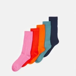 Coupon ⭐ YOURTURN 5 PACK - Chaussettes Qualité Fiable stocking Couleur unie men ✨ -YOURTURN Soldes 2022 cba6387b38d3418a9a4290e3fbb29b12 1 scaled