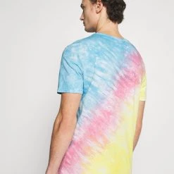 Acheter 🤩 YOURTURN Prix Distinctifs UNISEX SET - T-shirt imprimé combination clothing Normale all 🛒 -YOURTURN Soldes 2022 ce5ee2ead984474ab7e56238f46efd48 scaled