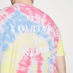 Acheter ✔️ Prix Légers YOURTURN PRIDE UNISEX - T-shirt imprimé t shirt Col rond all 🔔 13 Acheter ✔️ Prix Légers YOURTURN PRIDE UNISEX - T-shirt imprimé t shirt Col rond all 🔔 -YOURTURN Soldes 2022 dd54b35fc6374539ad88074ac0794e36 scaled