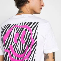 Offres 💯 Produit de première qualité YOURTURN T-shirt imprimé t shirt Col rond all ⌛ 16 Offres 💯 Produit de première qualité YOURTURN T-shirt imprimé t shirt Col rond all ⌛ -YOURTURN Soldes 2022 de44298ade9445279e0e49675306d6c1 scaled