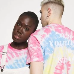 Acheter ✔️ Prix Légers YOURTURN PRIDE UNISEX - T-shirt imprimé t shirt Col rond all 🔔 11 Acheter ✔️ Prix Légers YOURTURN PRIDE UNISEX - T-shirt imprimé t shirt Col rond all 🔔 -YOURTURN Soldes 2022 de8ec7f9b7e54044b348e2c418052b2c scaled