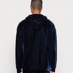 Top 10 👏 YOURTURN FESTIVE HOODIE UNISEX - Sweat à capuche Prix Jamais Vus pullover Capuche all 🔔 -YOURTURN Soldes 2022 e33fa51e077643018533dafd1b74712a scaled