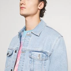 Acheter 🤩 YOURTURN Prix Distinctifs UNISEX SET - T-shirt imprimé combination clothing Normale all 🛒 -YOURTURN Soldes 2022 e53f001e2c134bfbacd5fd6e6e46f865 scaled