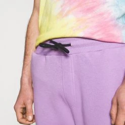 Acheter 🤩 YOURTURN Prix Distinctifs UNISEX SET - T-shirt imprimé combination clothing Normale all 🛒 -YOURTURN Soldes 2022 f4151f8cf8a542ae91b6982fb4370c07 scaled